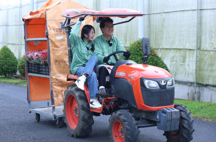 Dalat Hasfarm Shines Through the Lens of “Customer Is King” Show